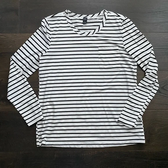 SHEIN Monochrome Striped Long Sleeve Tee - Picture 1 of 8